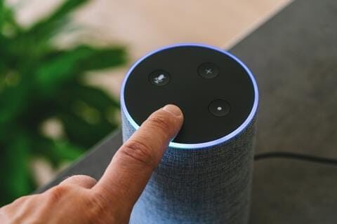 smart-voice-assistant 7318 voiceassistantaifinger 918185