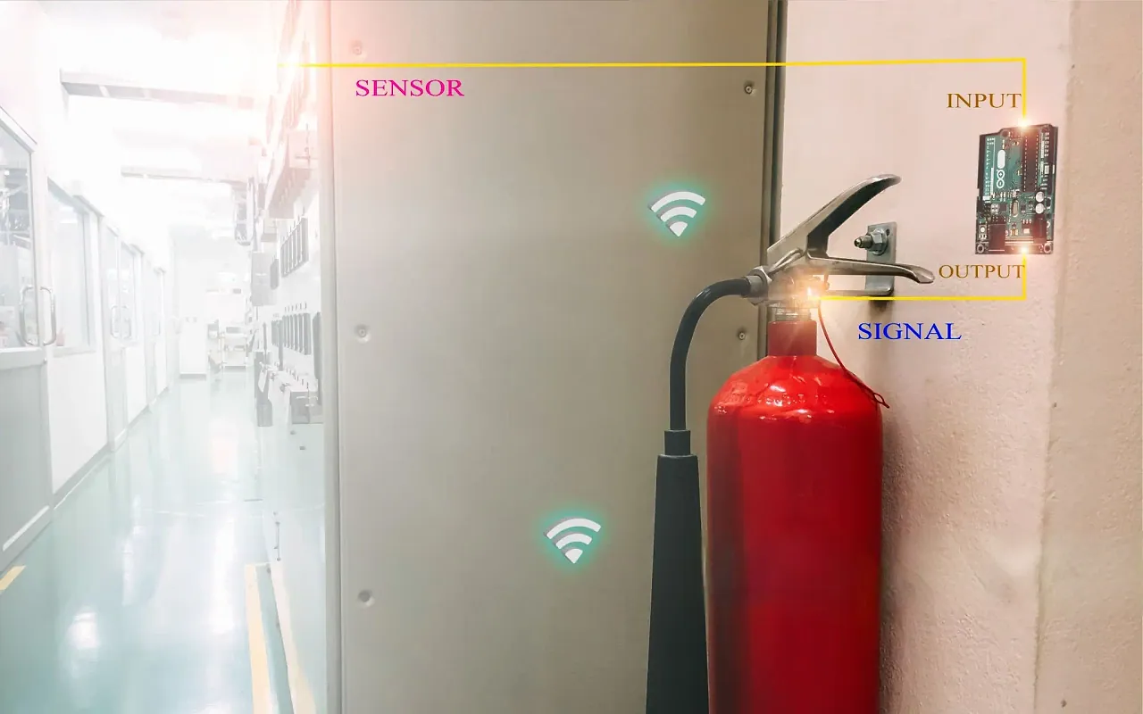 Commercial facility fire detection equipment connected to a cloud monitoring platform