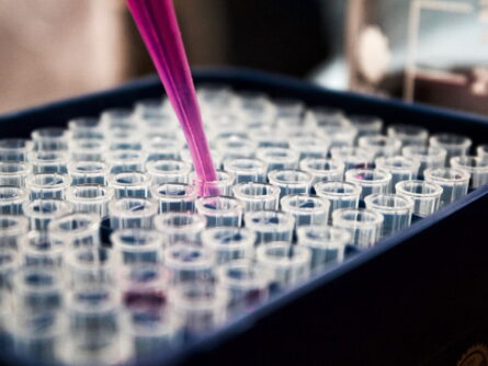 iot_device_management_case_blood_analysis